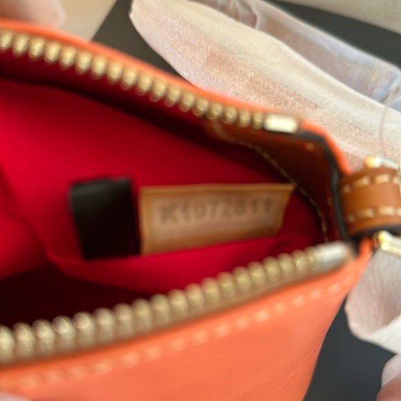 Handbag - Picture 7 of 7